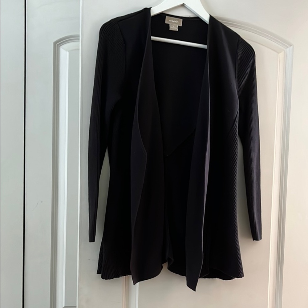 Black Open-Front Cardigan with Long Sleeves